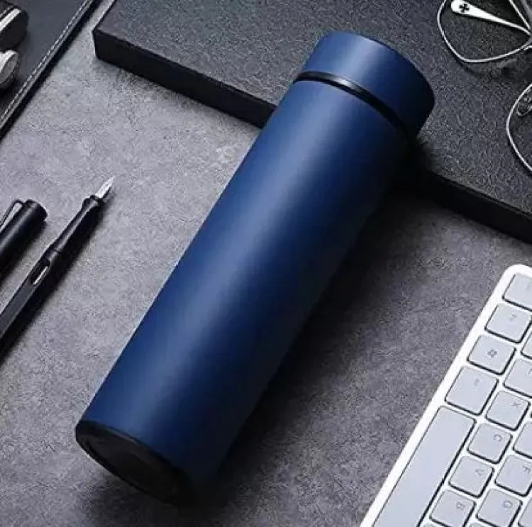 Temperature Display Vacuum Insulated Water Bottle Thermo Flask Made of Premium Stainless Steel Coffee Cup (Random Color)