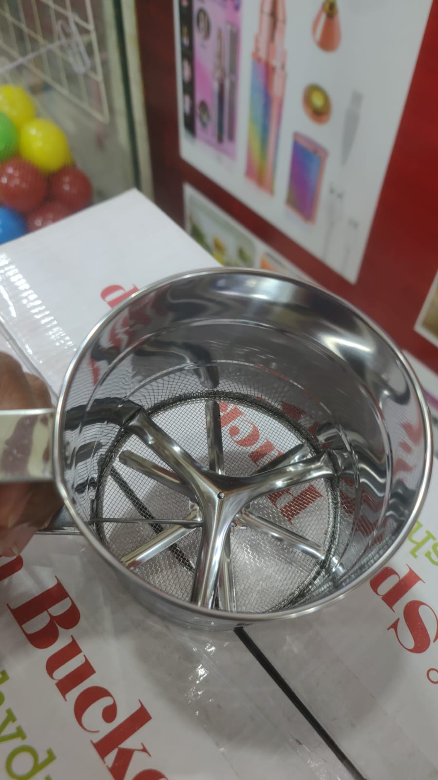 Stainless Steel Flour Sifter For Baking And Kitchen Use